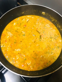 A picture of Fish fillet curry.
