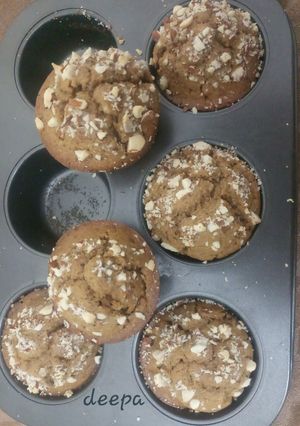 A picture of Honey wheat muffins.