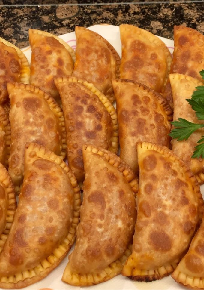 Una foto de Empanadillas de atún y cebolla