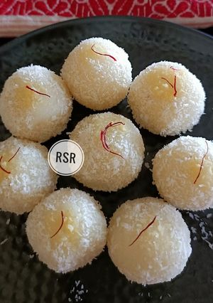 नारियल लड्डू रेसिपी मुख्य फोटो