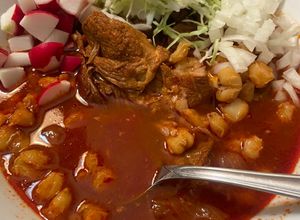 Una foto de Pozole estilo mamá china