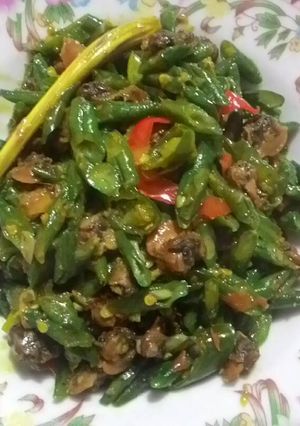 Foto resep Tumis kerang dan kacang bumbu pedessss mantap