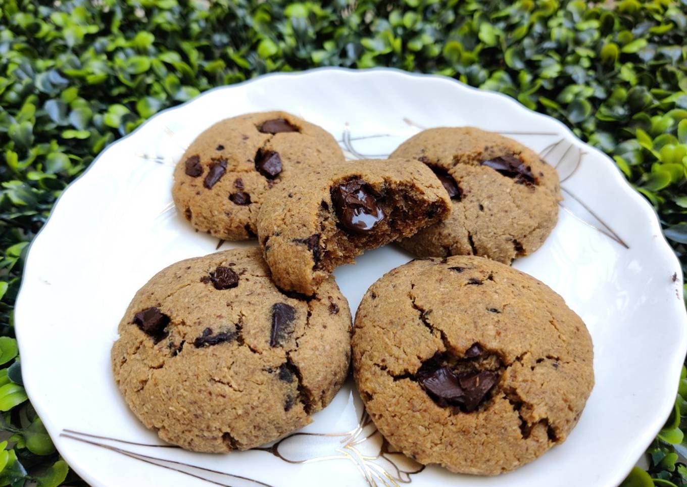 Flourless gluten free cookies (coconut chocolate cookies)