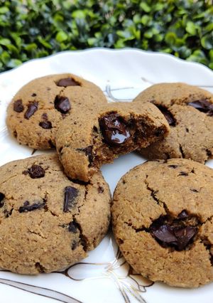 A picture of Flourless gluten free cookies (coconut chocolate cookies).