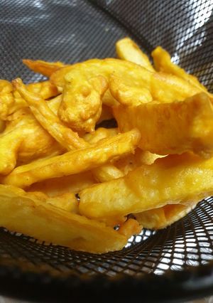 صورة لوصفة اصابع بطاطس بخليط دقيق الحمص (الباكورة _ المقلية) 🥔
