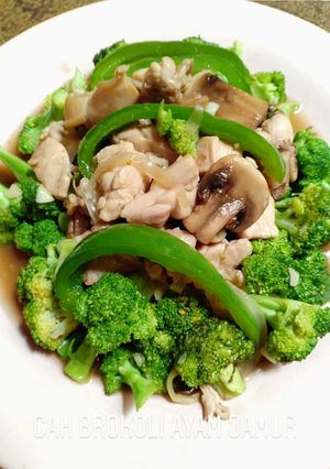 Foto resep Cah Brokoli Ayam Jamur