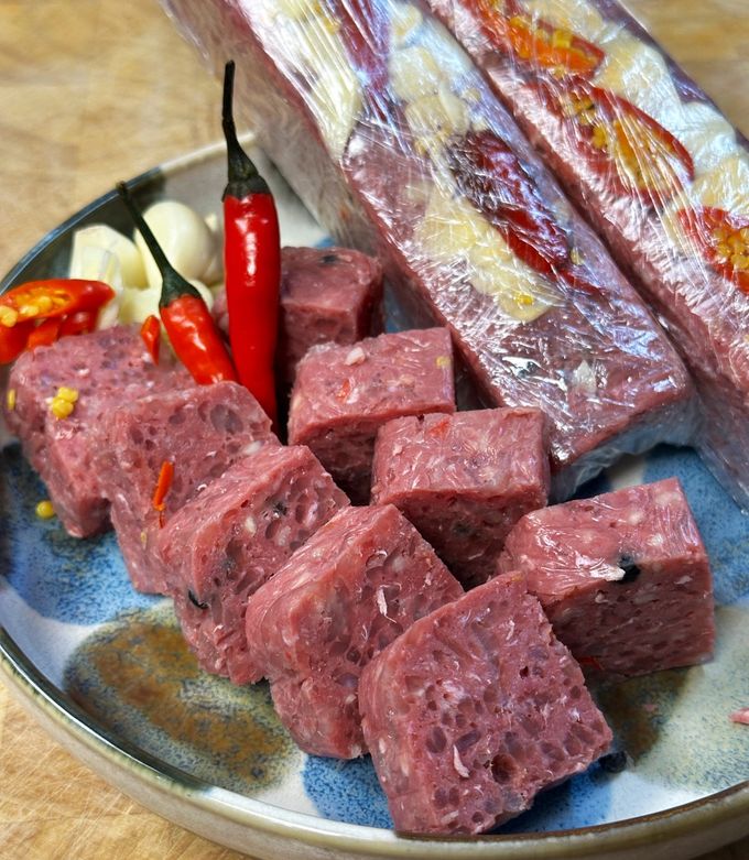 A picture of Vietnamese Fermented Sour Meat (Beef) | Nem Chua Bò.