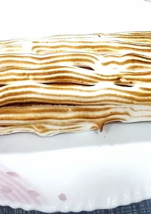 Une photo de Bûche au citron meringuée