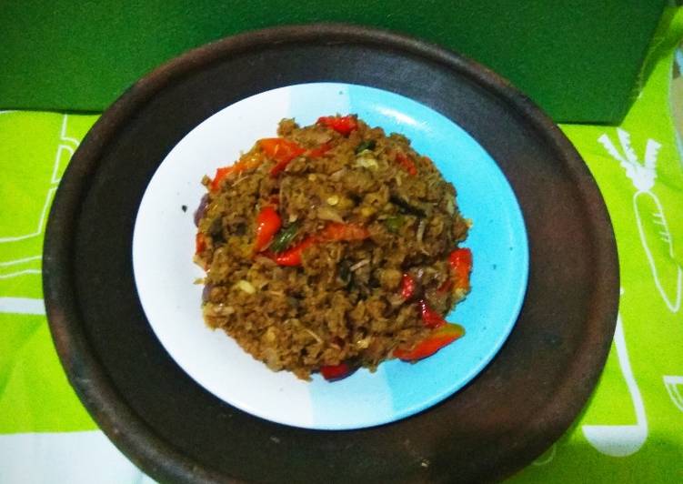 Tumis oncom dan tongkol suir