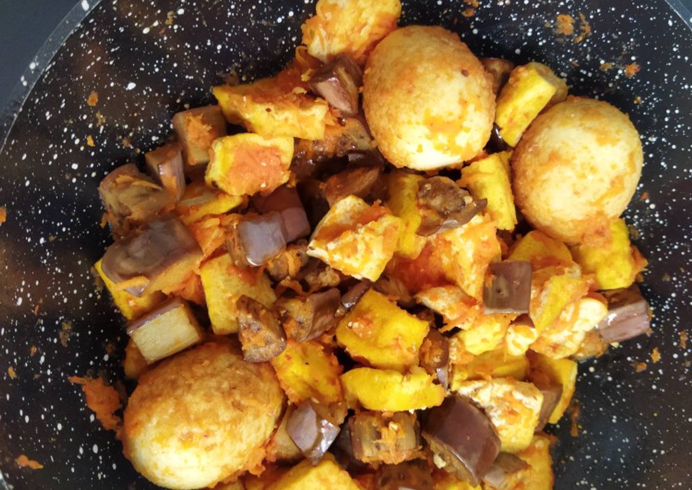 Telur, Terong, Tahu, Wortel Balado