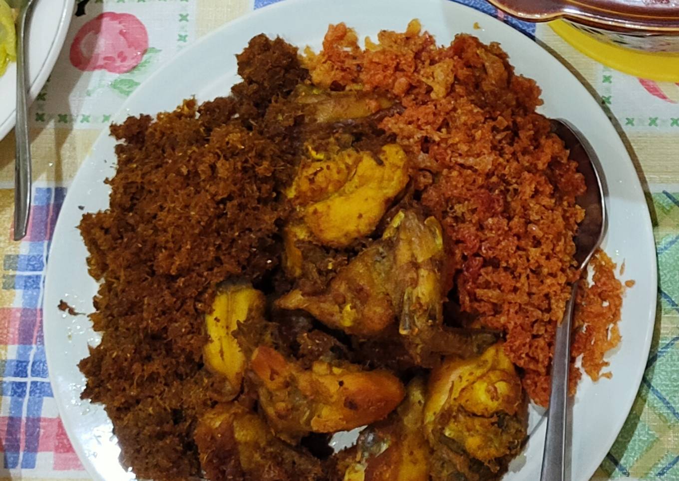 Ayam Goreng Kuning