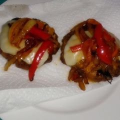 A picture of Mini Onion & Pepper Burgers.