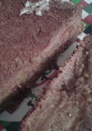 Una foto de Les comparto esta deliciosa torta con papaya