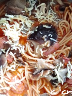 Una foto de Salchichas con spaghetti