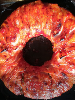 Una foto de Torta de Carne, Tocineta Ahumada y Papa