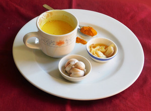 A picture of Garlic milk (Poondu paal in tamil).