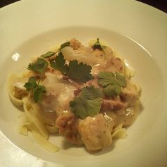 A picture of Chicken and Bacon tagatellie.