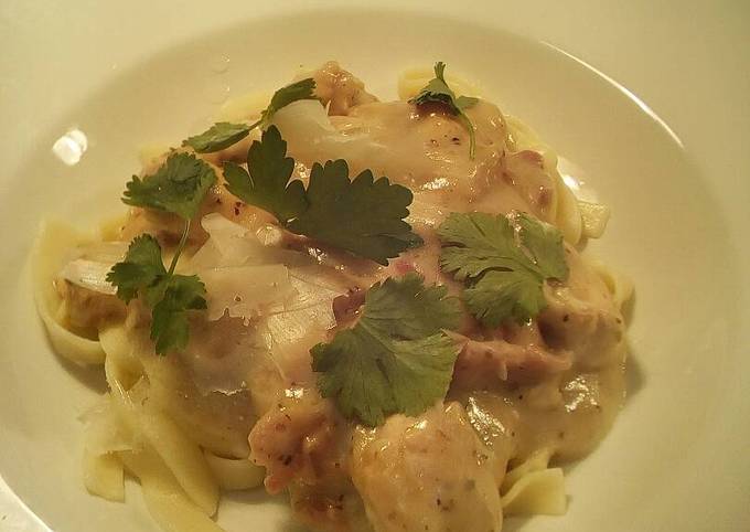 Recipe of Favorite Chicken and Bacon tagatellie