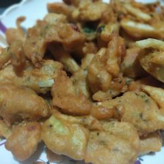 A picture of Iftar special Pakorra.