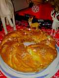 Brioches intrecciata noci miele e cannella