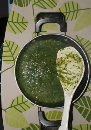 A picture of Ewedu.