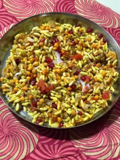 ભેળ (Bhel Recipe In Gujarati) રેસીપી મુખ્ય ફોટો