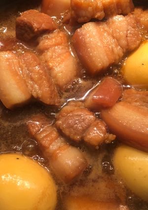 Hình của món Thịt kho hột vịt.