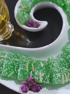 عکسی از دستور باسلوق ژله ای لیمویی😋😋