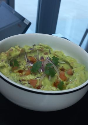 Una foto de Guacamole en licuadora de mano Peabody