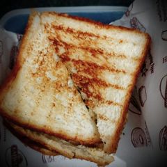 A picture of Aloo Toast.