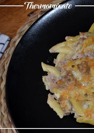 Una foto de Macarrones con carne picada y queso manchego con Mambo
