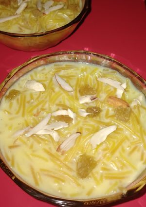 मीठी सेवई (Meethi Sewai Recipe in hindi) रेसिपी मुख्य फोटो