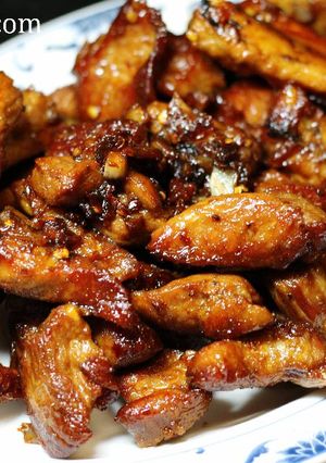 Hình của món Sườn chiên mắm tỏi đơn giản nhanh gọn.