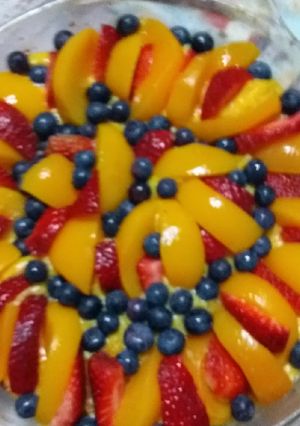 Una foto de Tarta frutas con crema pastelera