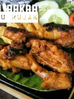 Foto resep Ayam bakar bumbu rujak