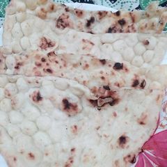 A picture of Naan.