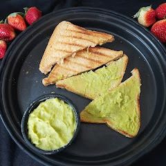 A picture of Avocado sandwich and toast.
