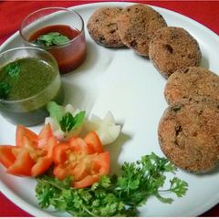 A picture of Oats beetroot kebab.