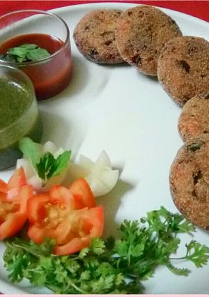 A picture of Oats beetroot kebab.