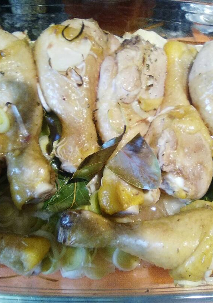 Una foto de Pollo al horno con puerros