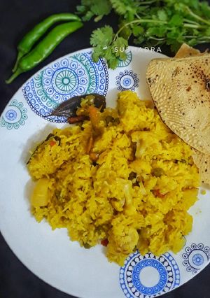 बंगाली खिचडी (bengali khichdi recipe in Hindi) रेसिपी मुख्य फोटो