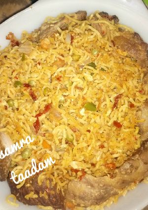 A picture of Fry noodles with egg special.