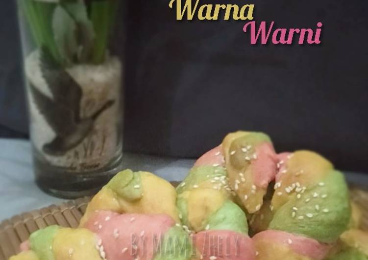 Roti Manis Untiran Warna Warni