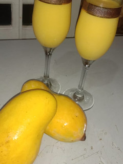 A picture of Mango shake.