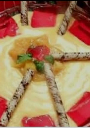 A picture of Fruits Custard.