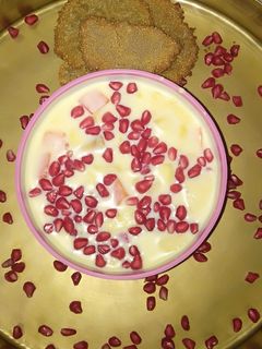 ફ્રૂટ સલાડ(fruit salad recipe in Gujarati) રેસીપી મુખ્ય ફોટો