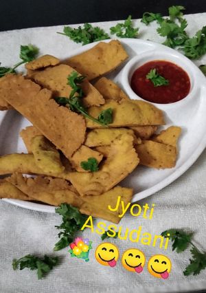 A picture of Gujarati fafda.