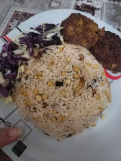 عکسی از دستور لپه پلو هندی🇮🇳🍚