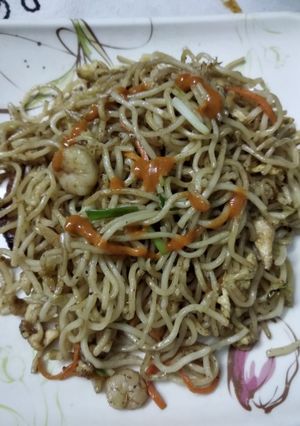 A picture of Non veg Hakka noodles.