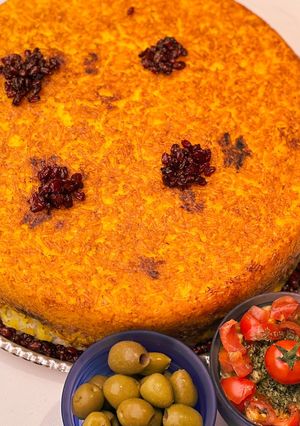 عکسی از دستور ته چین مرغ وبادمجان